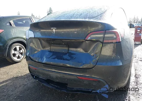 2024 Tesla Model Y Long Range Dual Motor All-Wheel Drive/Rwd из США, поврежденный, VIN 7SAYGDED1RF056306